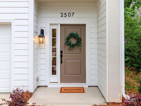 2507 Elon Street Charlotte NC 28208