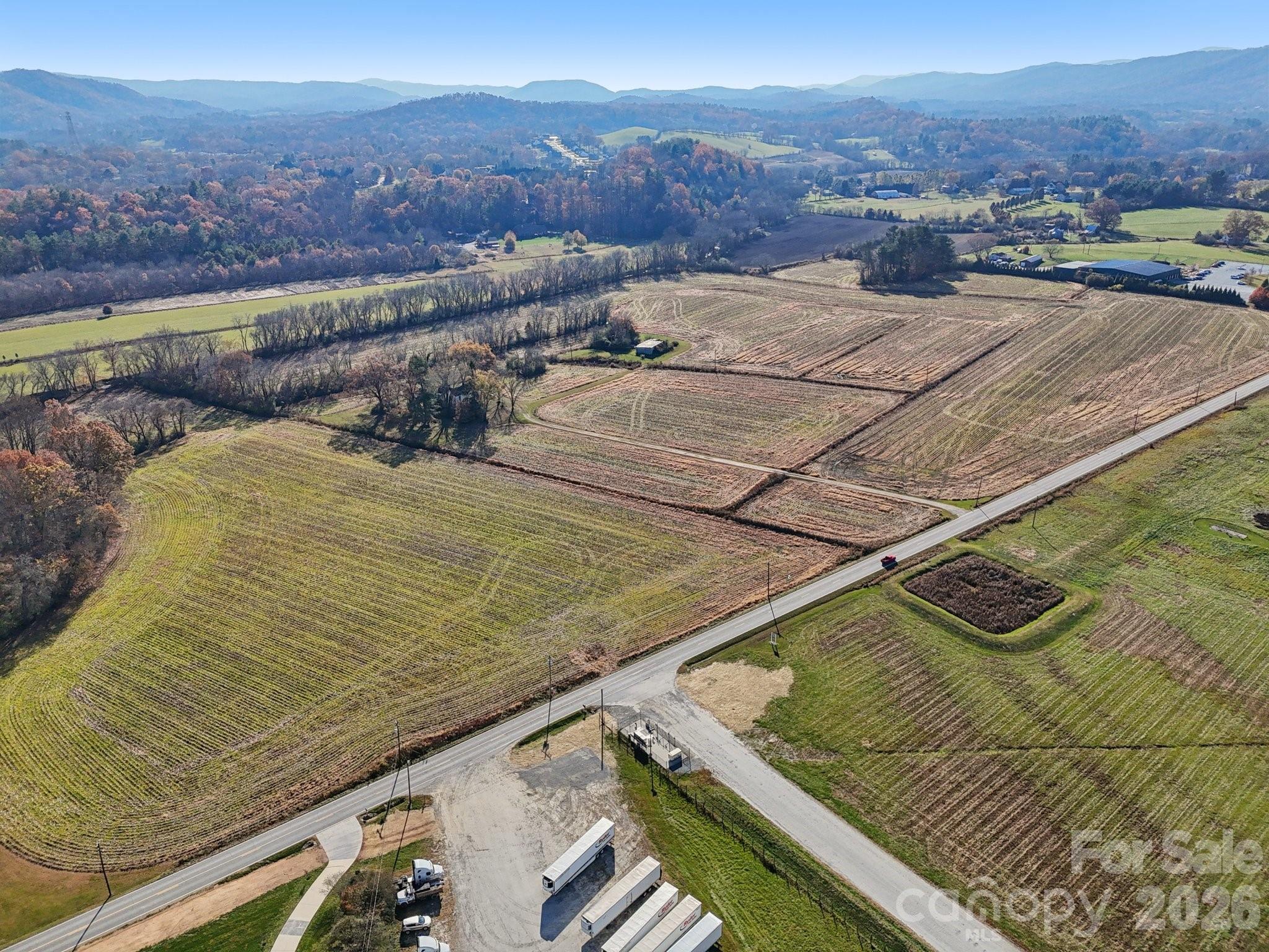 32 School House Road