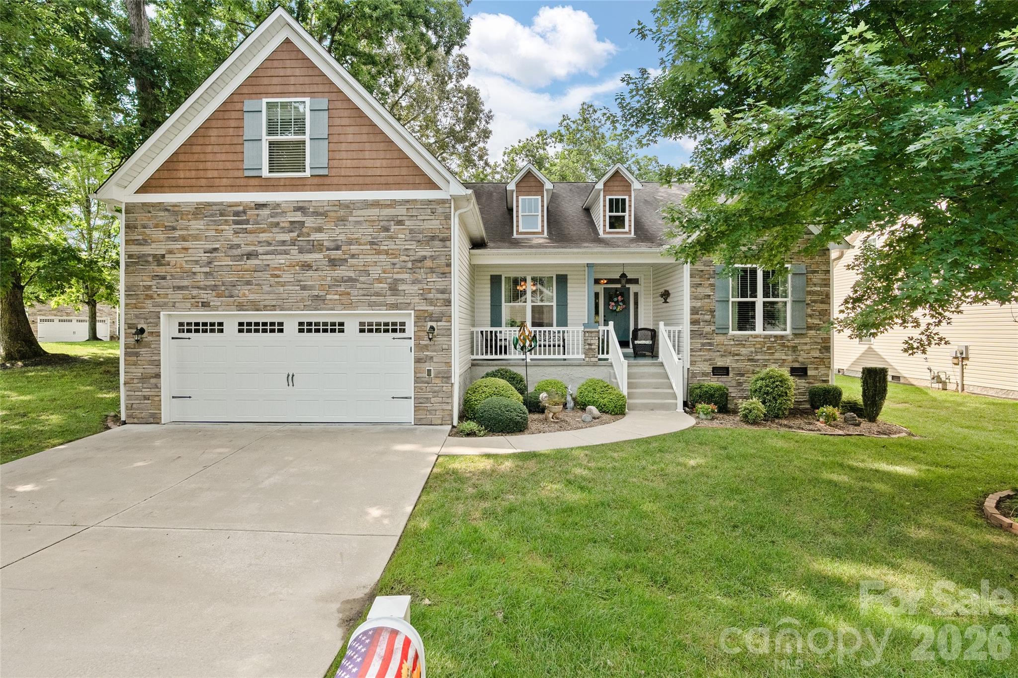 64 Eagle Pointe Way, Flat Rock, NC, 28731