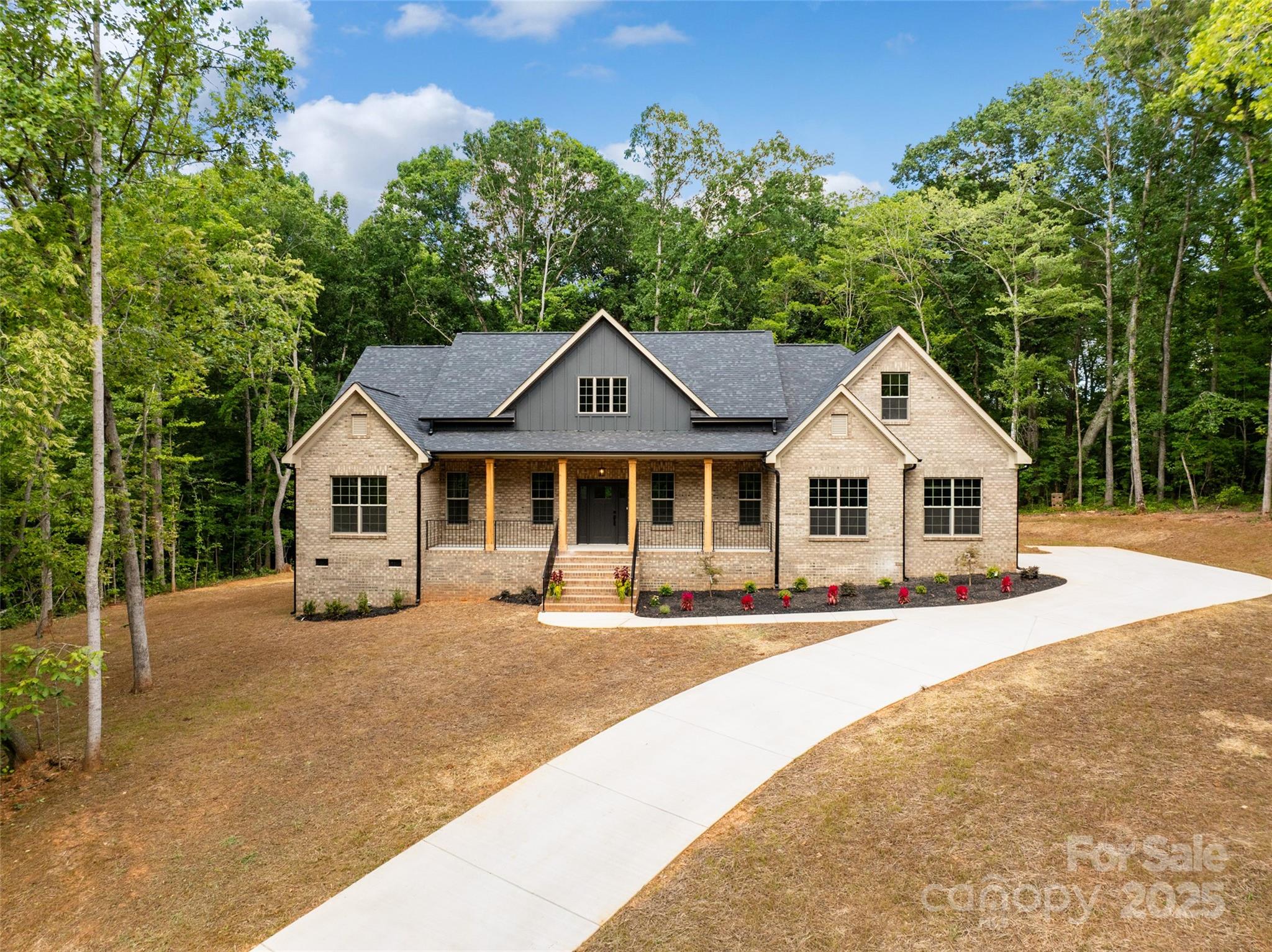 129 Hannaford Place