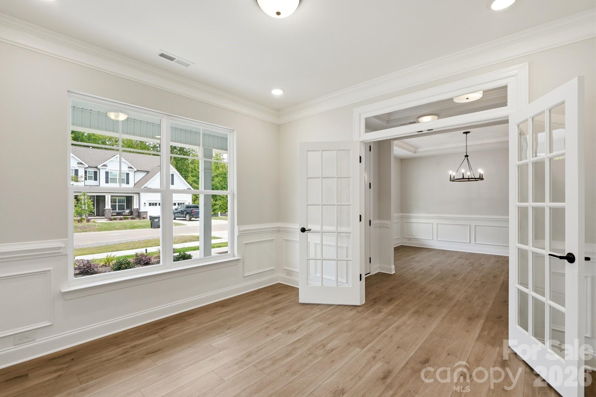 5058 McLaughlin Loop