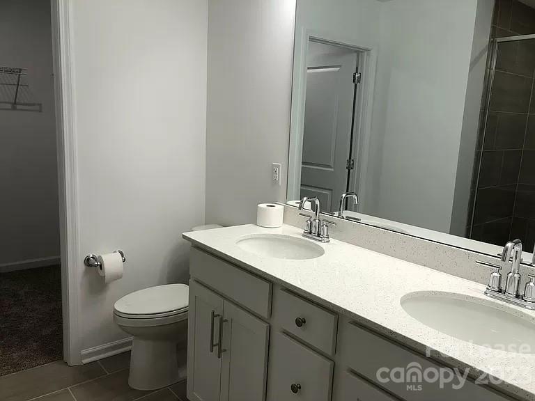 Odell Corners - Residential Lease