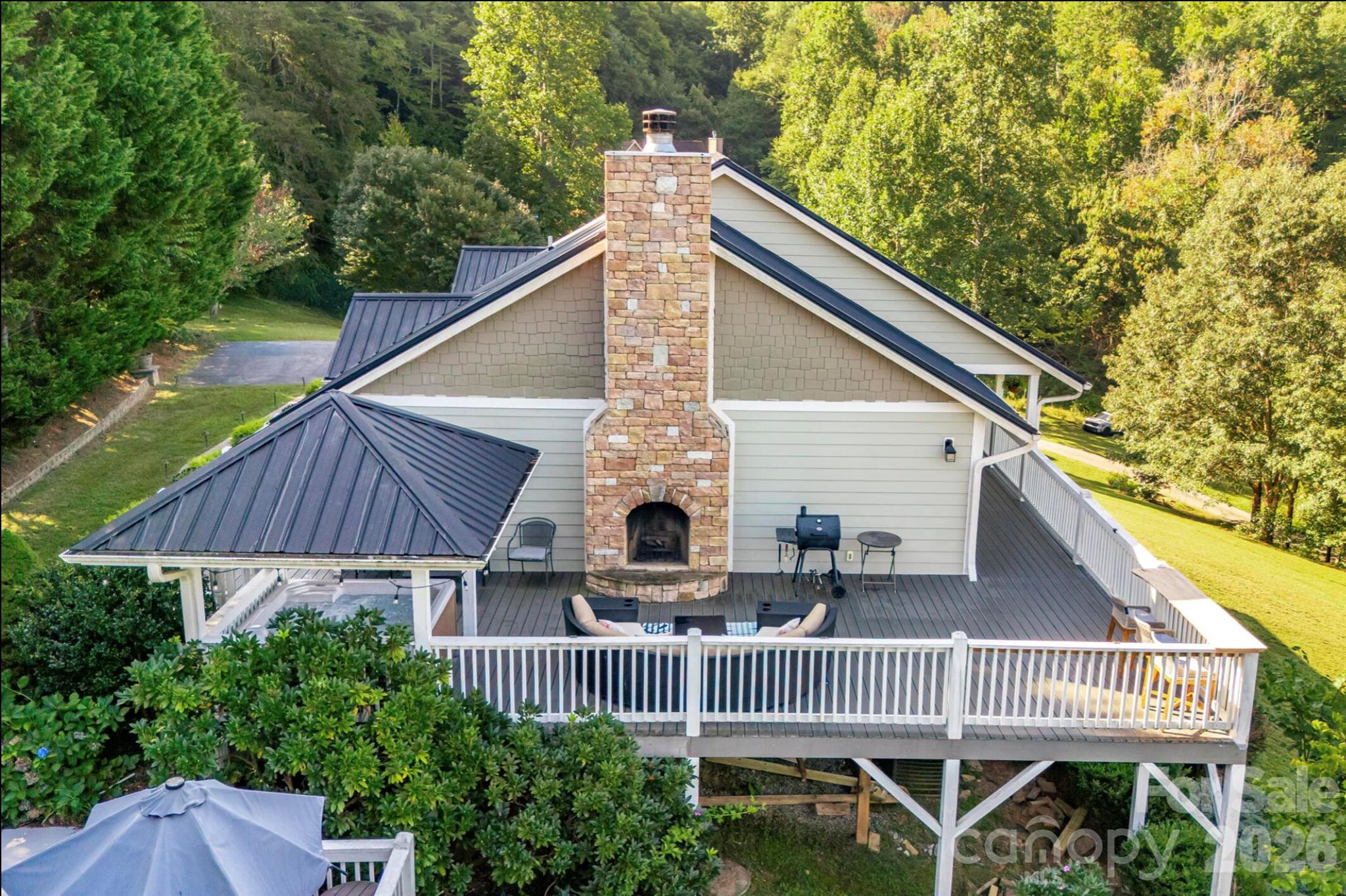 29 Miranda Knoll