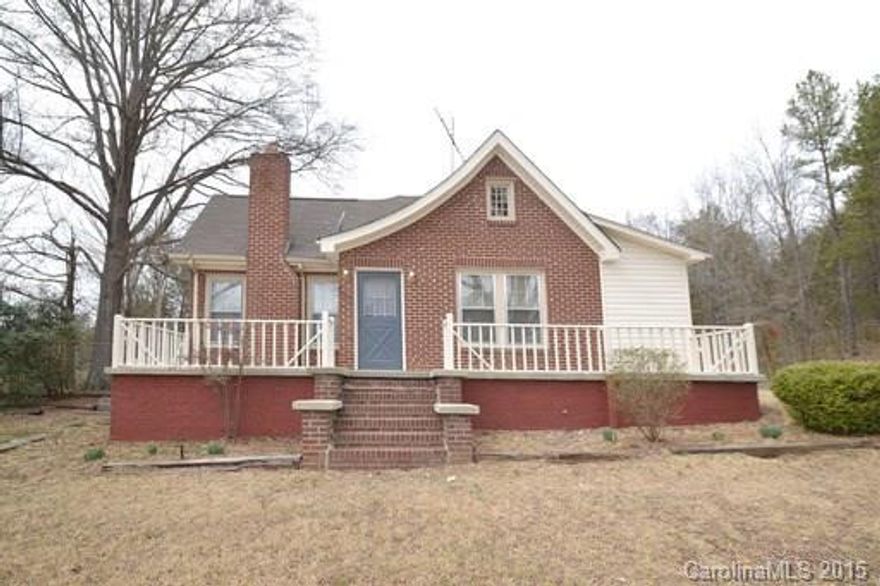 AVAILABLE 11.1.15 3 bed 2 bath. Very unique home just 5 minutes from Downtown Concord on approx 1 acre.  Kitchen w/ range/refrigerator/dishwasher & microwave. Newly refinished hardwood floors in all main rooms. Separate dining room, living room w/ fireplace. Master bathroom w/ double vanity and new master tub/shower. All this plus front porch, fenced side yard, 2 car carport and privacy in back unheard of this close to downtown. Yard work can be included for $75 more per month.