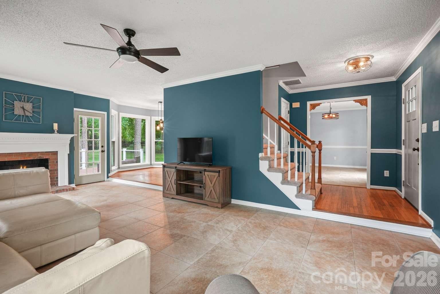 612 Grays Creek Lane