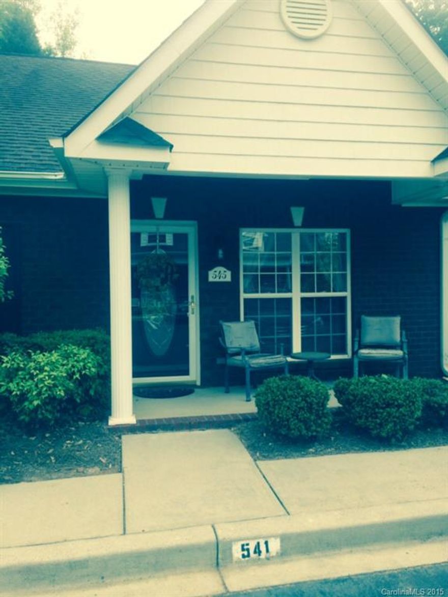 A one-story transitional condo with vaulted ceiling, gas fireplace, nice kitchen, breakfast bar, dining area, big laundry room/;pantry, great master suite with walk-in closet, huge bathroom, walk-in shower, double-sink vanity and linen closet.  Second bedroom/guest room near full-bath powder room.   Relax on the front porch or rear patio. Seller providing 1-oyear home warranty at closing. No city taxes!