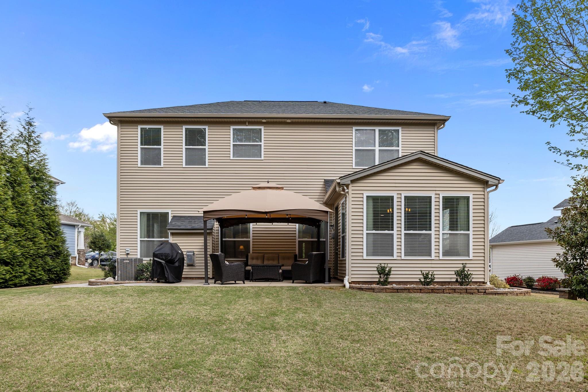 Shelly Woods - Residential