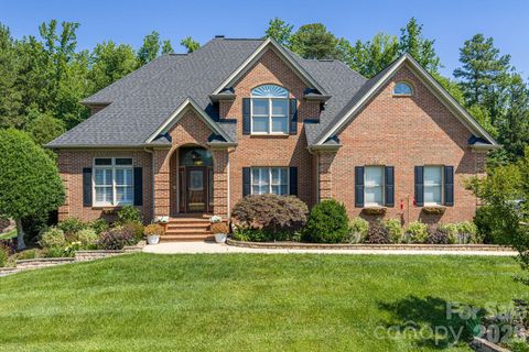 Photo of 3740 Sand Wedge Drive, Gastonia, NC 28056 (MLS # 4392996)