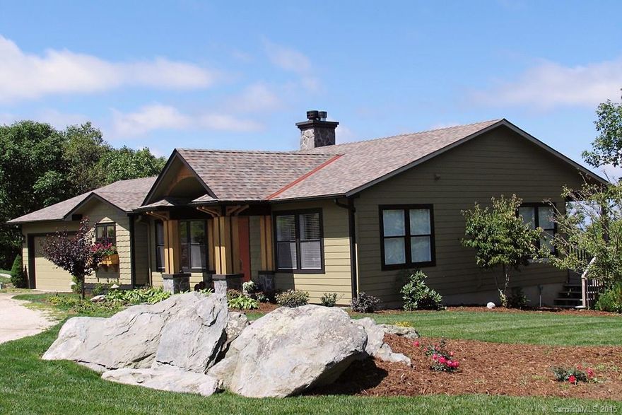 Cottage-style renovated ranch, level entry, situated at 4700ft with million dollar views of Beech Mtn, Elk River, Roan Mtn + overlooks Diamond Creek. Centrally located to all high country amenities. One minute to Hawksnest Tubing/Zipline. ASLA professionally designed landscaping. Quiet, crime free town w/ 24 hour police/fire protection. Temps never above 77 degrees: no air conditioning needed! Hand-scraped hardwoods throughout. Wood burning fireplace. Custom window treatments will convey.