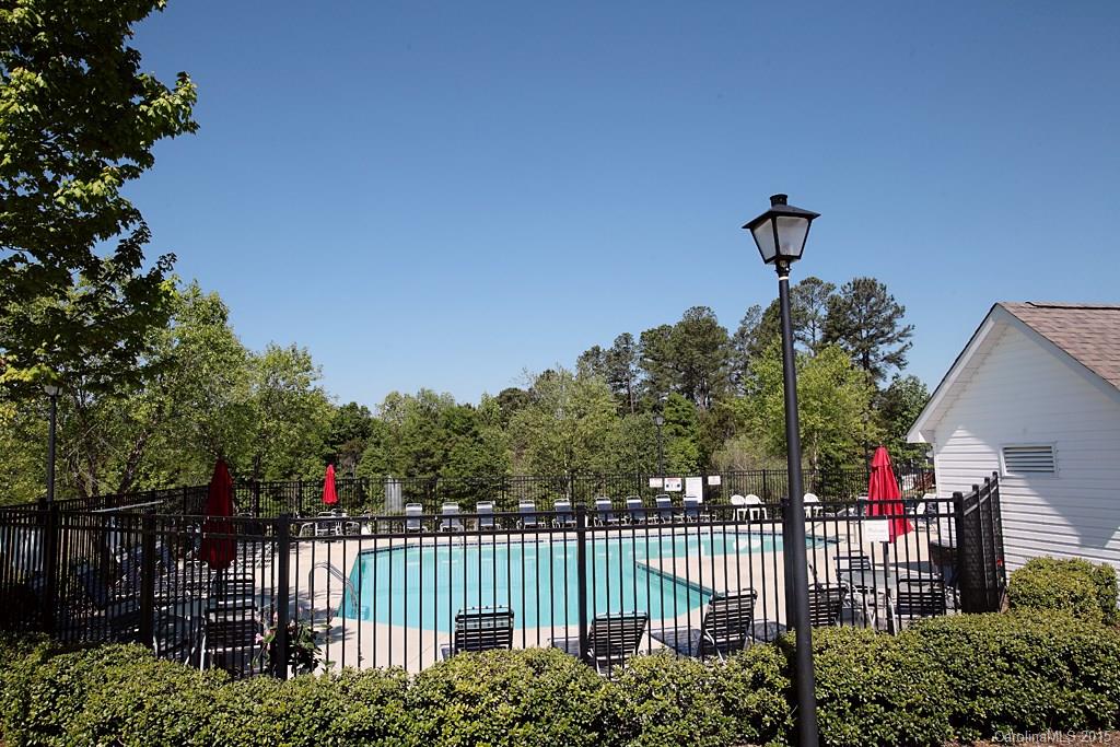 Oakbrooke - Residential