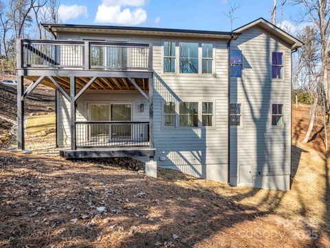 A home in Hendersonville