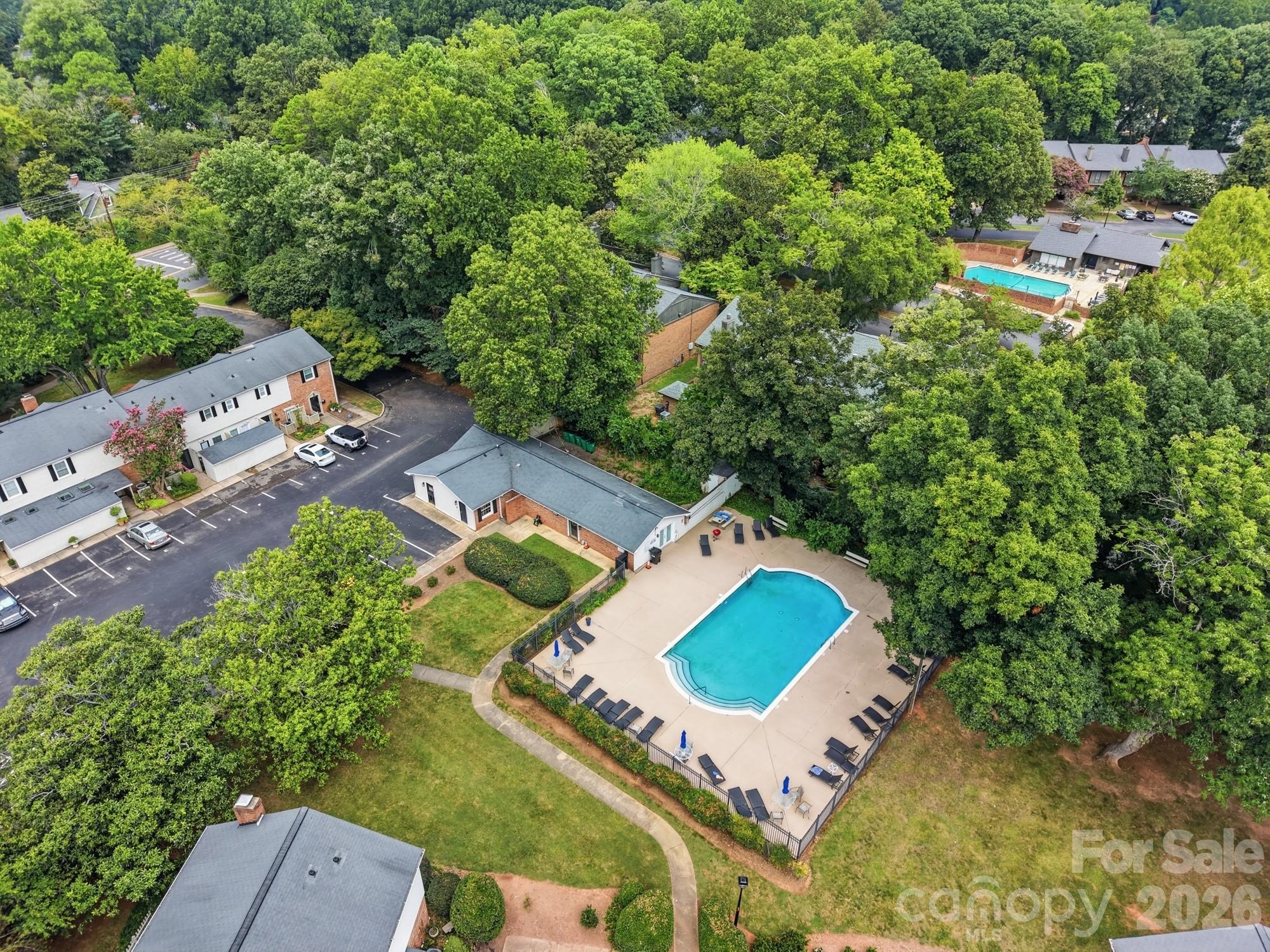 5901 Quail Hollow Road B