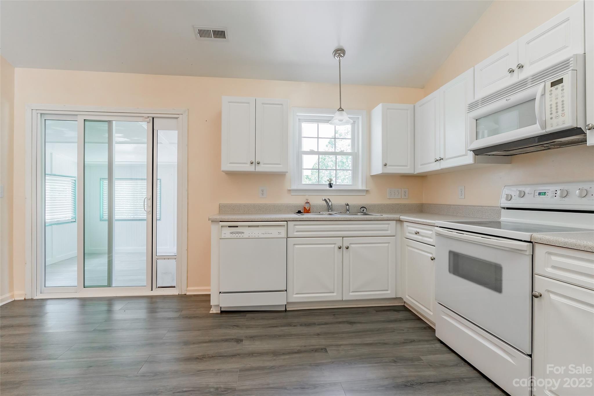 Faulkner Ridge - Residential