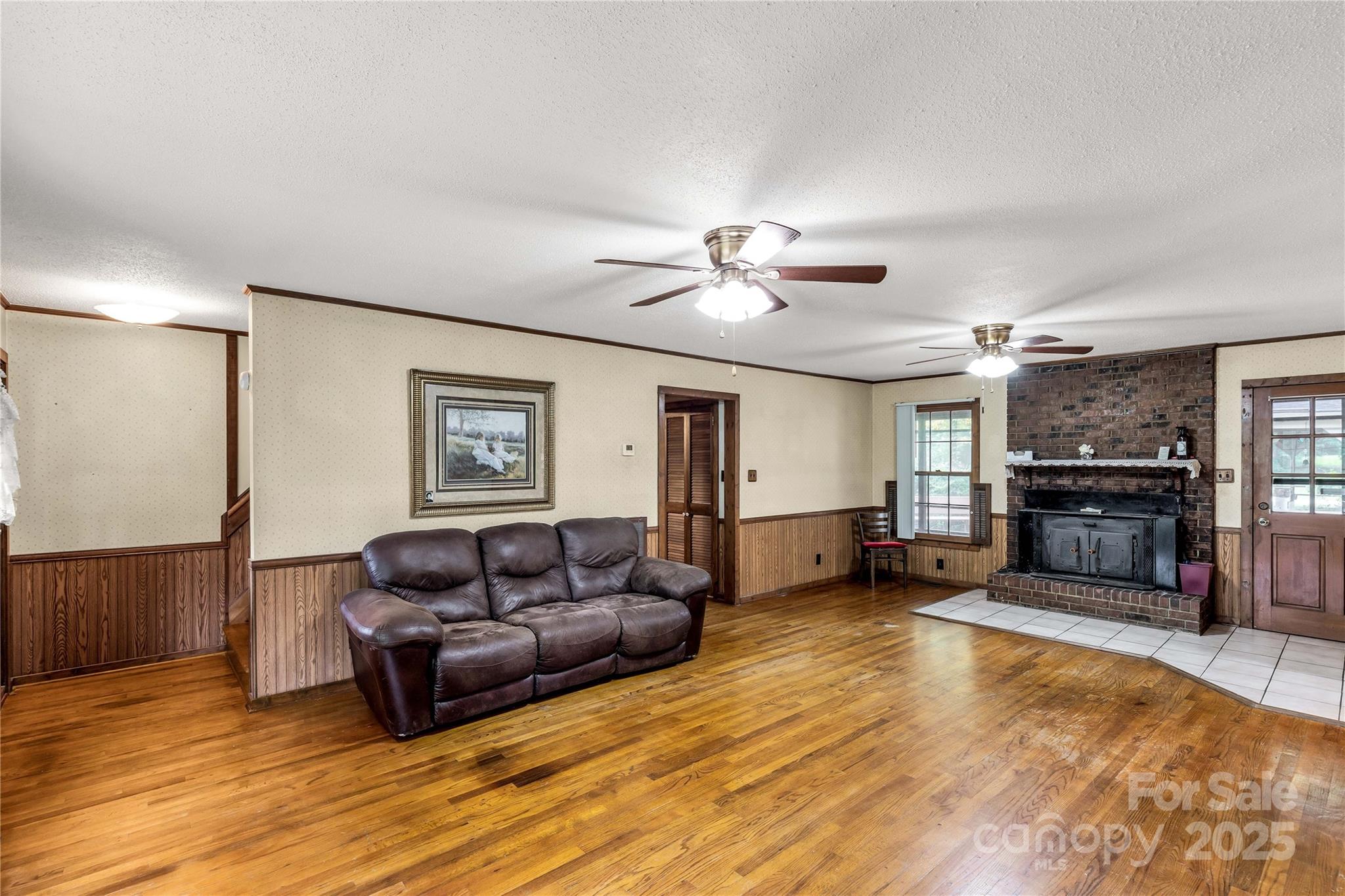 2163 Golf Course Road