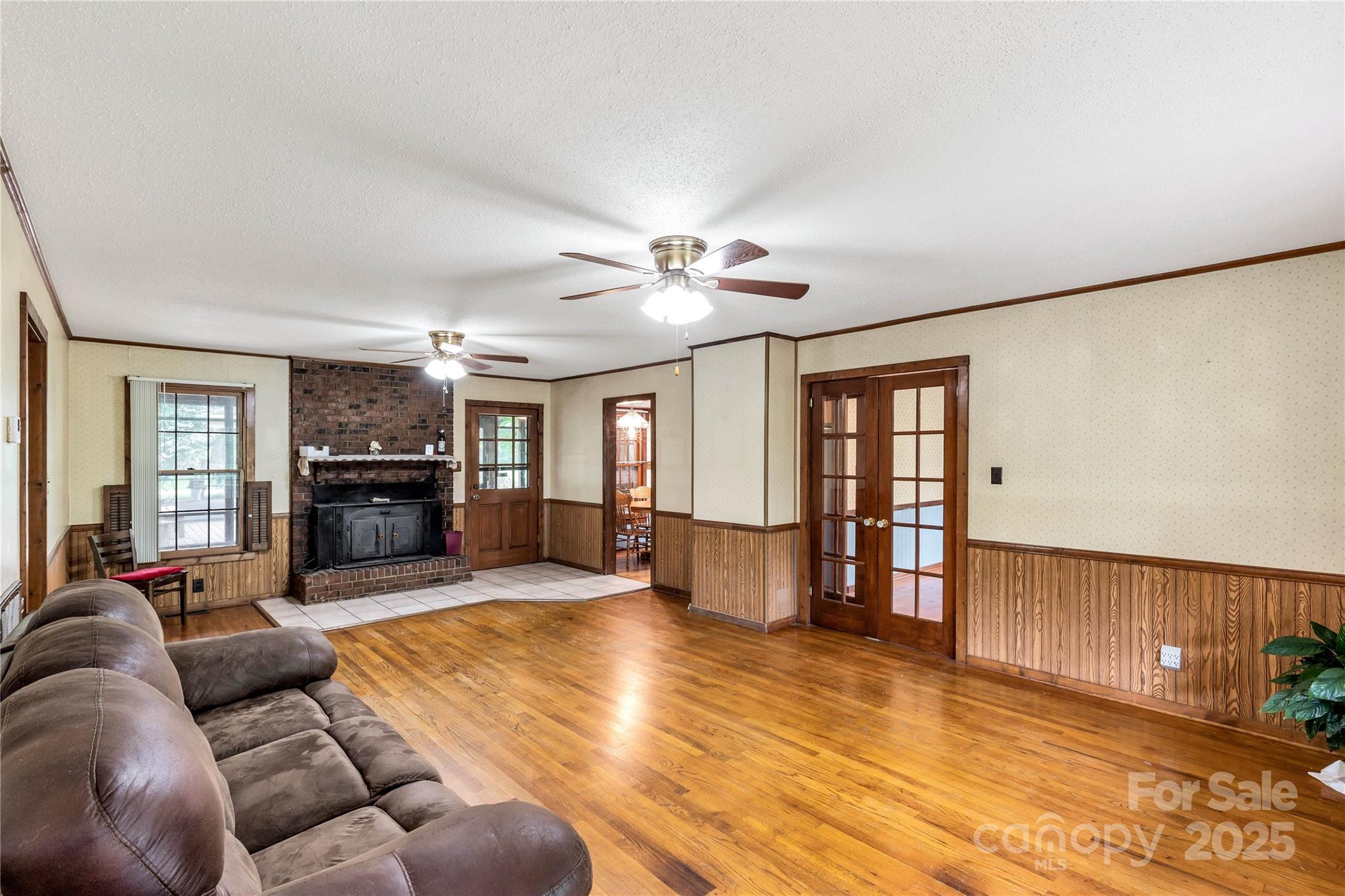 2163 Golf Course Road