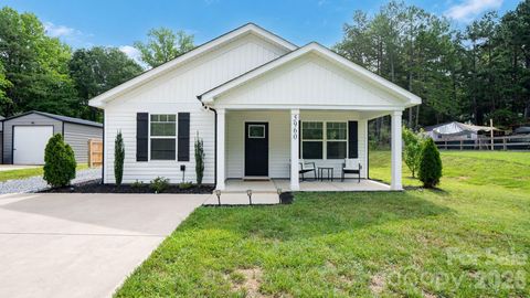 Photo of 5960 Charlie Walker Road, Kannapolis, NC 28081 (MLS # 4406735)