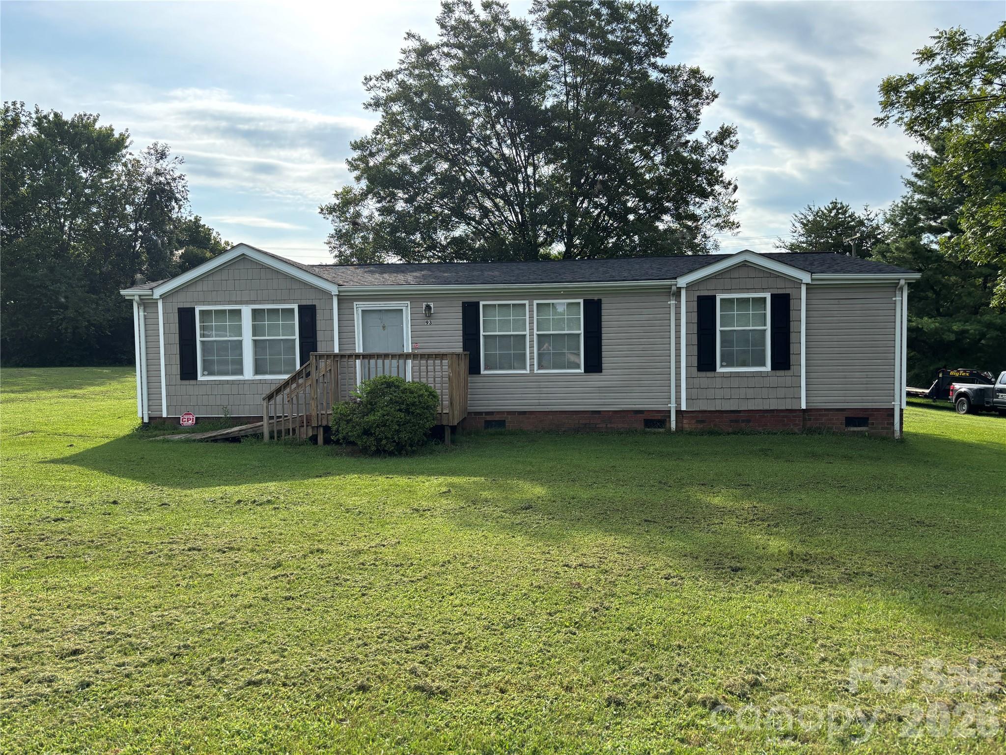 93 Ervin Lane