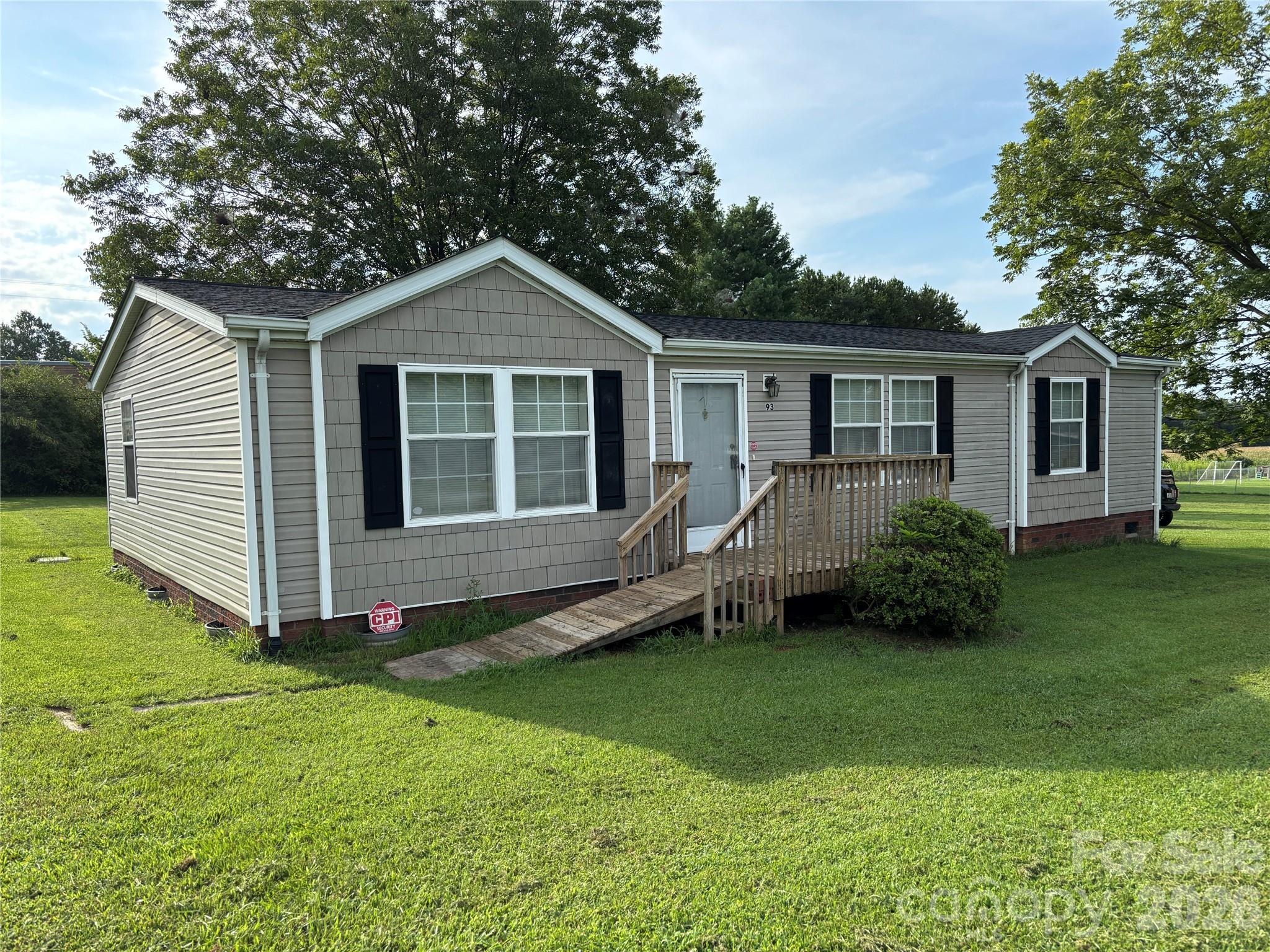 93 Ervin Lane
