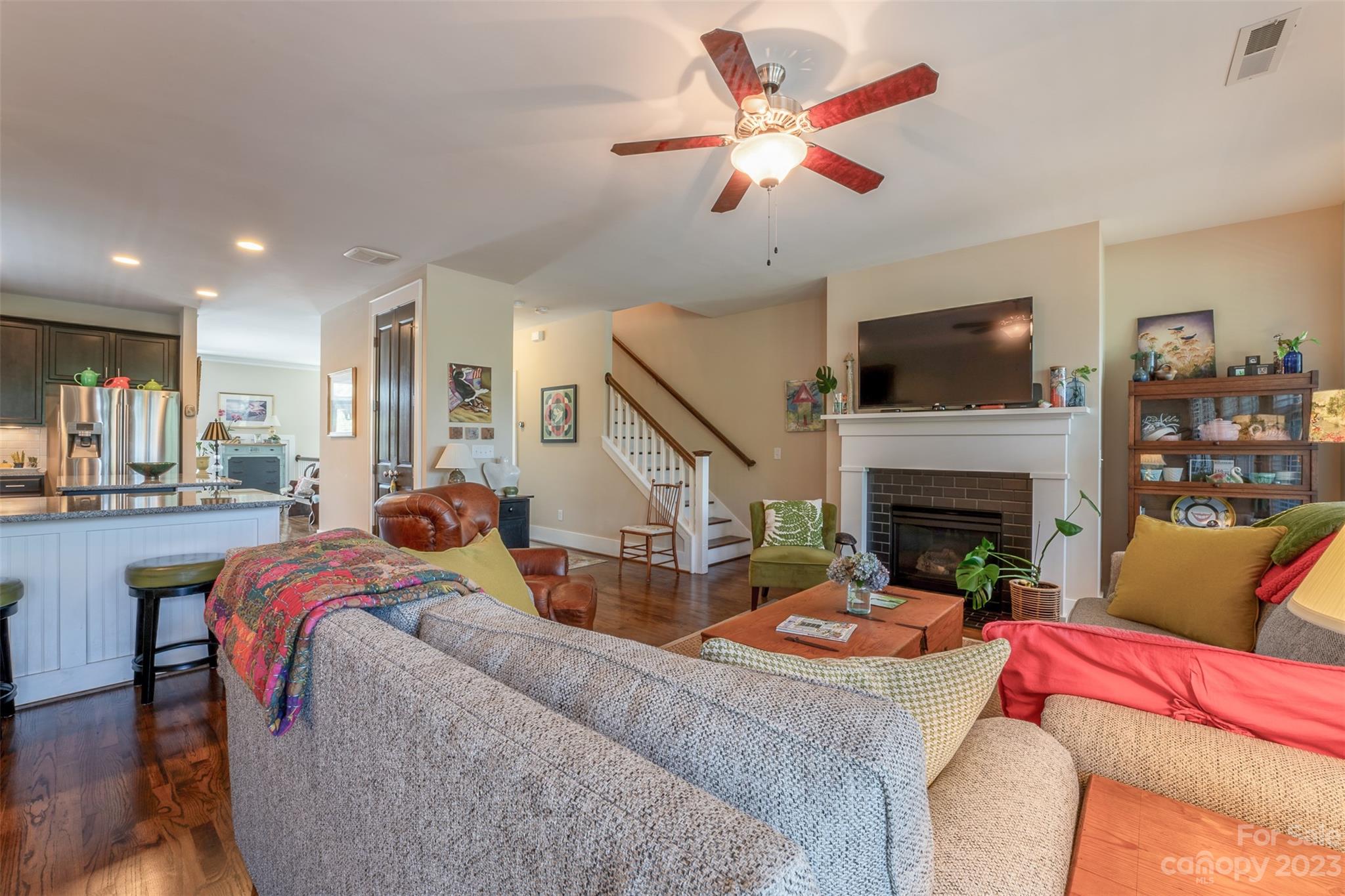 Riverwalk - Residential