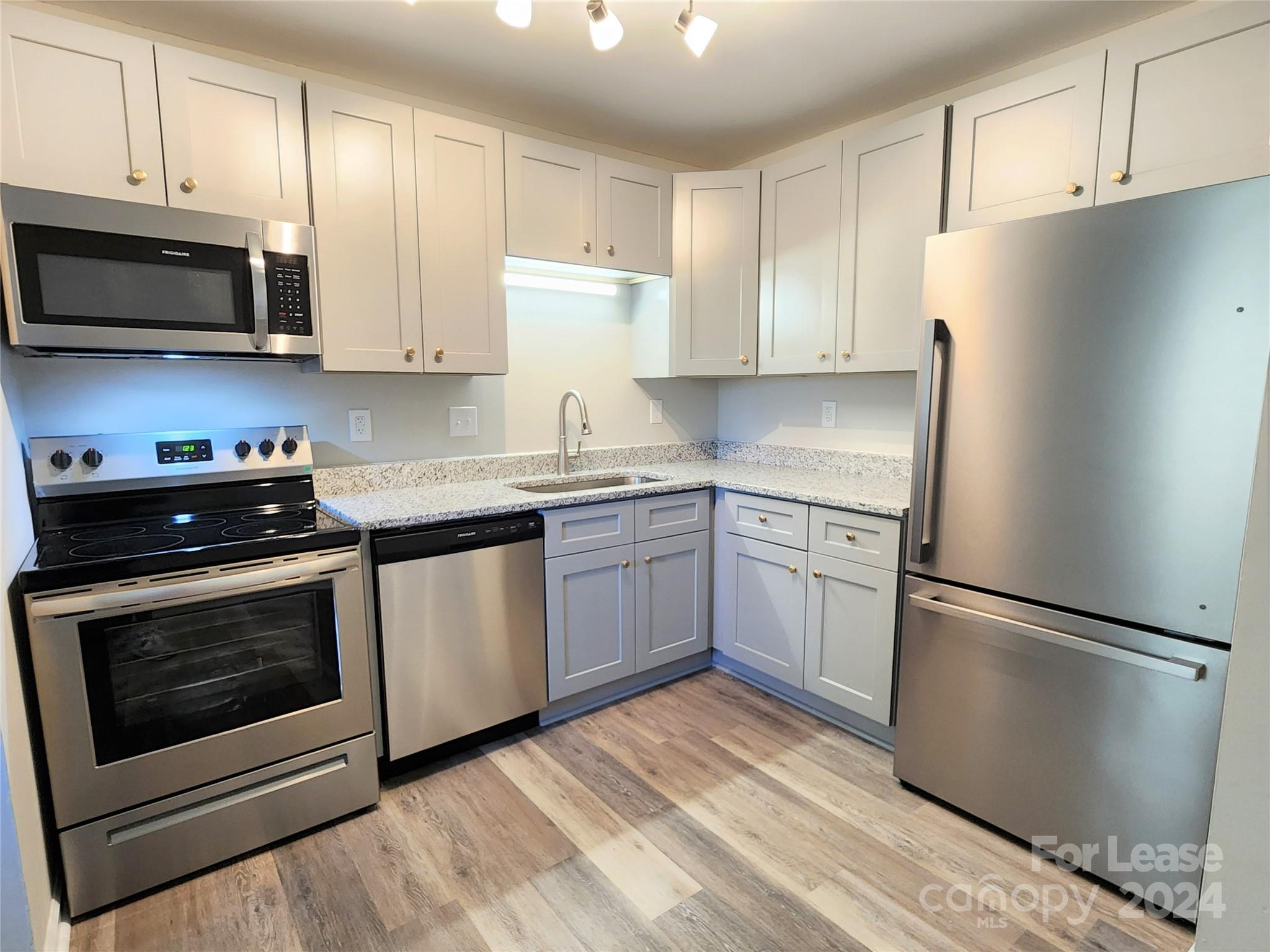 Brookwood - Residential Lease