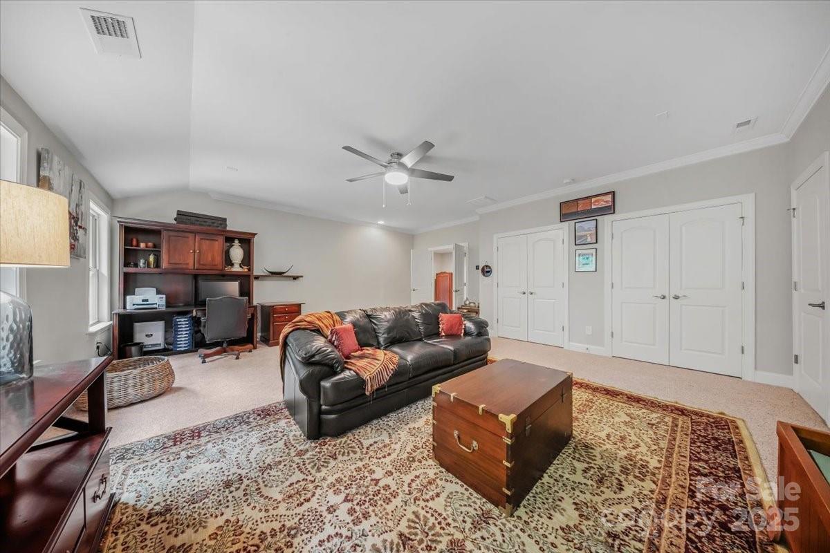 Barber Rock - Residential