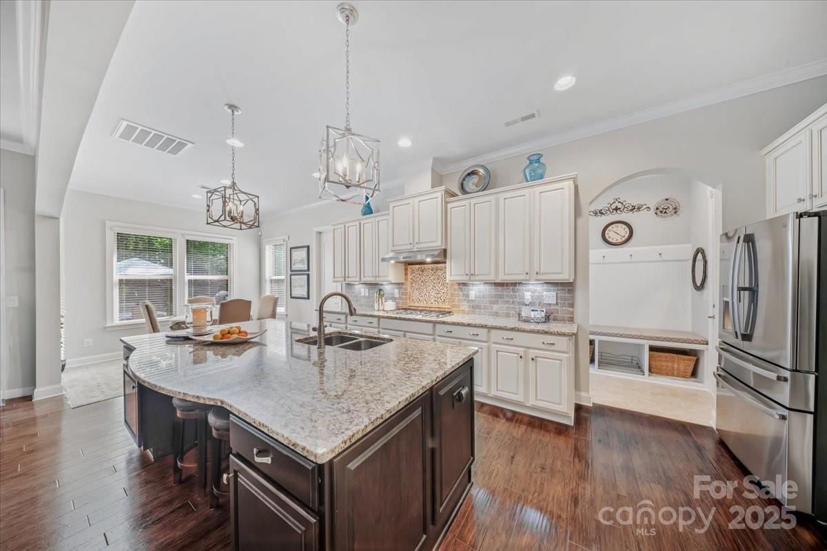 Barber Rock - Residential