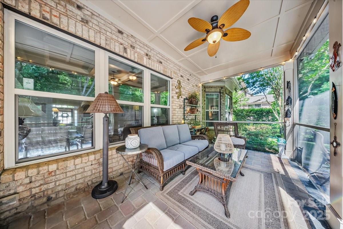 Barber Rock - Residential