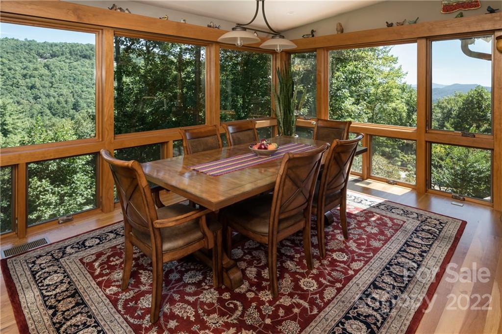 Pinnacle Falls - Residential