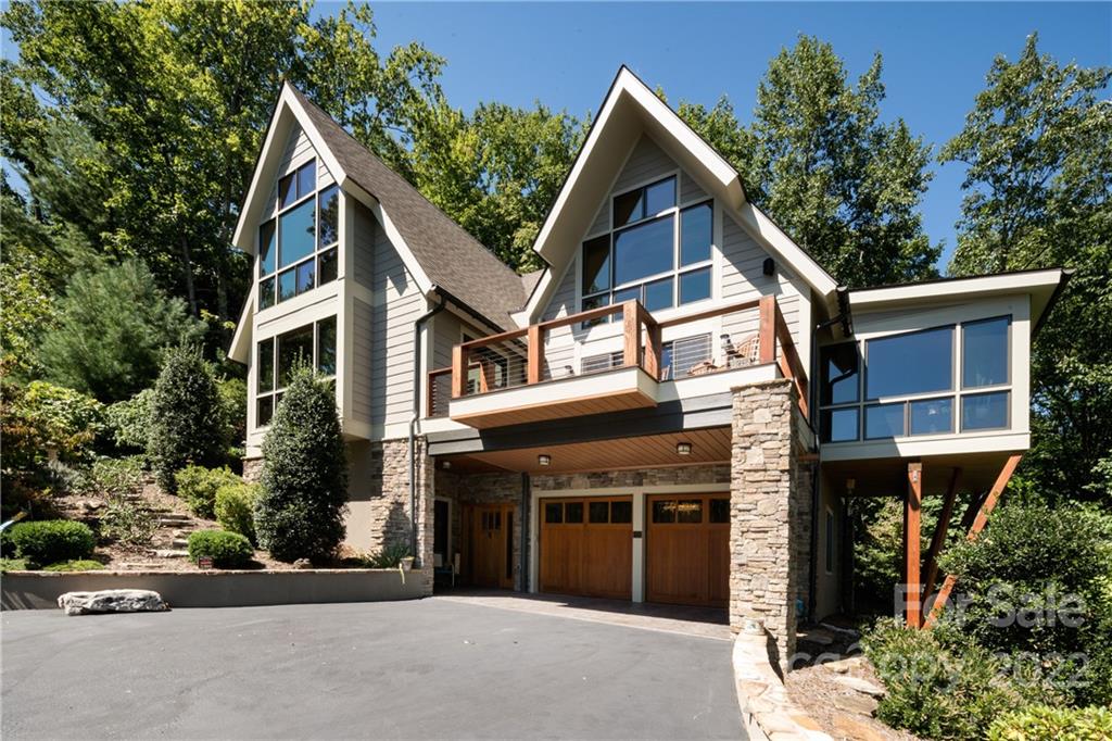 Pinnacle Falls - Residential