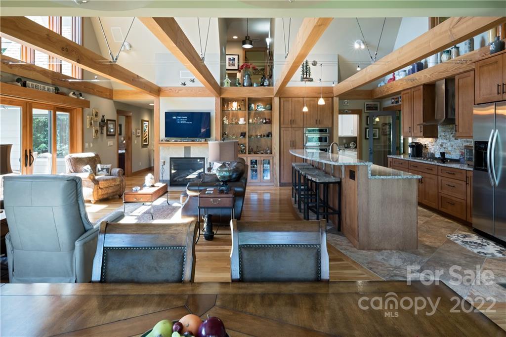 Pinnacle Falls - Residential