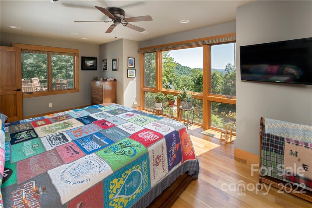 Pinnacle Falls - Residential