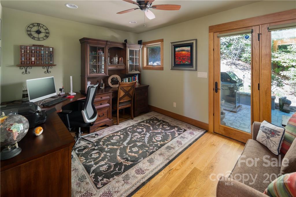 Pinnacle Falls - Residential