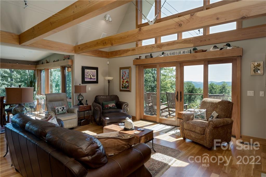 Pinnacle Falls - Residential