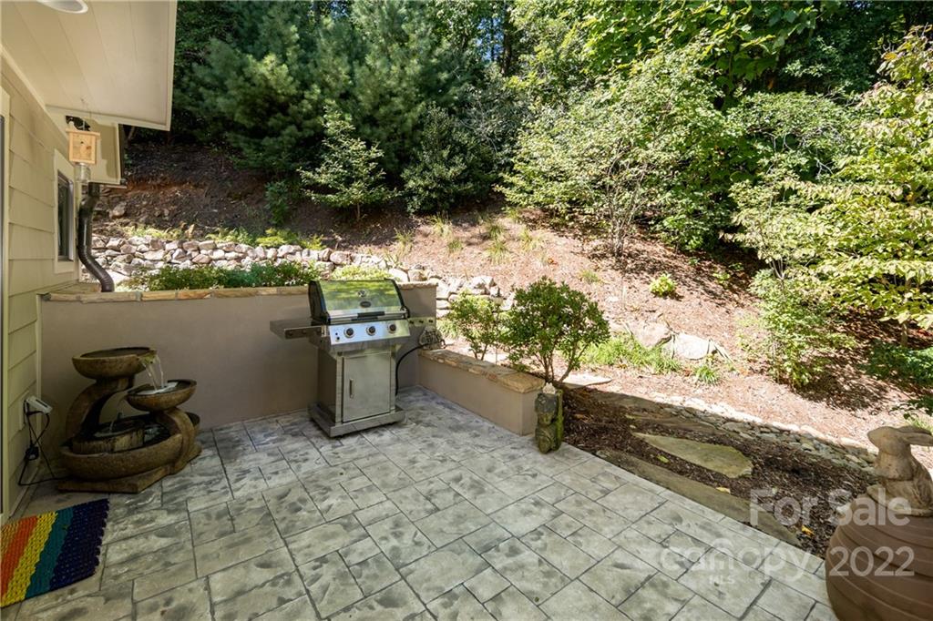 Pinnacle Falls - Residential