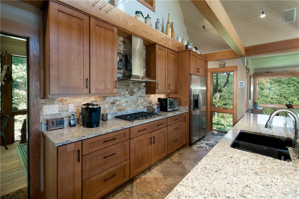 Pinnacle Falls - Residential