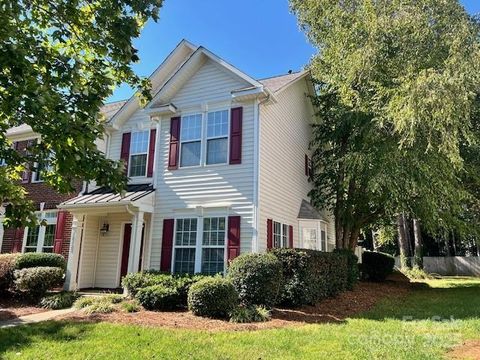 Photo of 12123 Cane Branch Way, Huntersville, NC 28078 (MLS # 4308570)