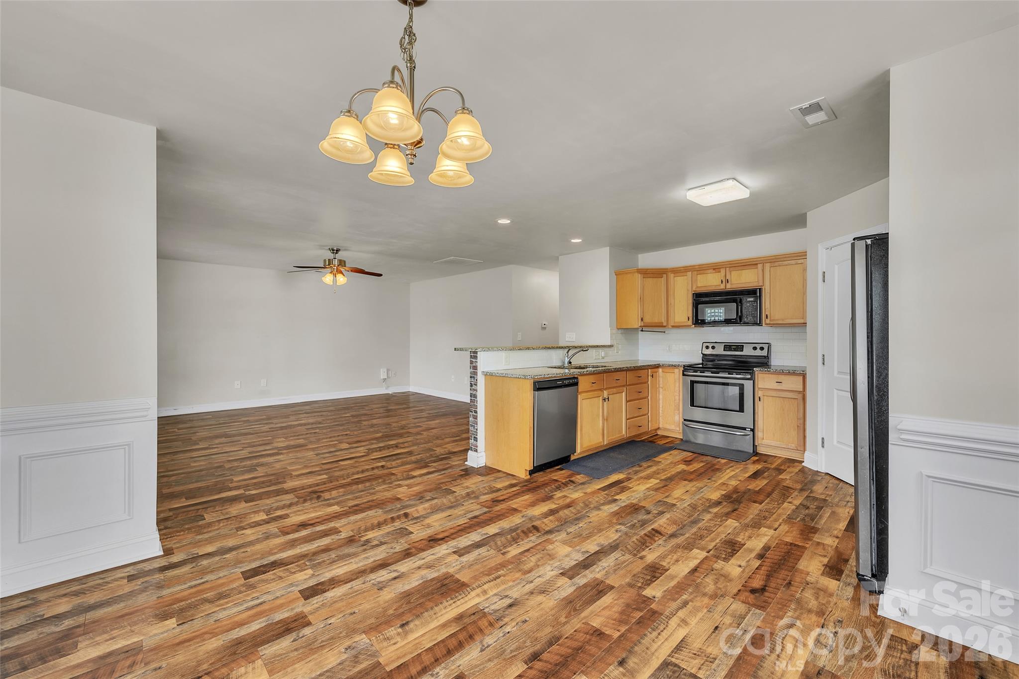 766 Main Street SW