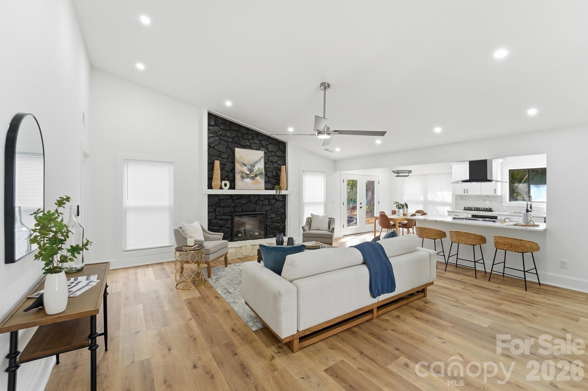 4706 Cricklewood Lane