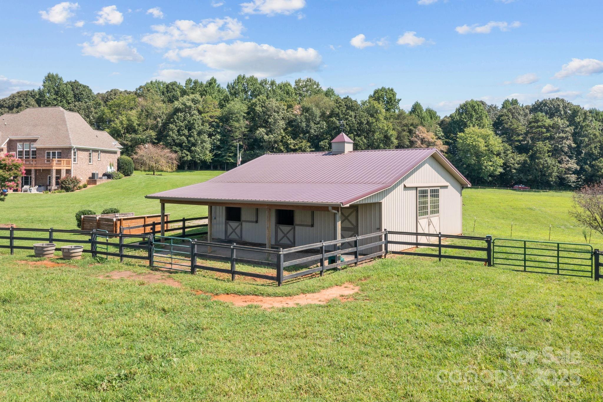 861 Tabor Road