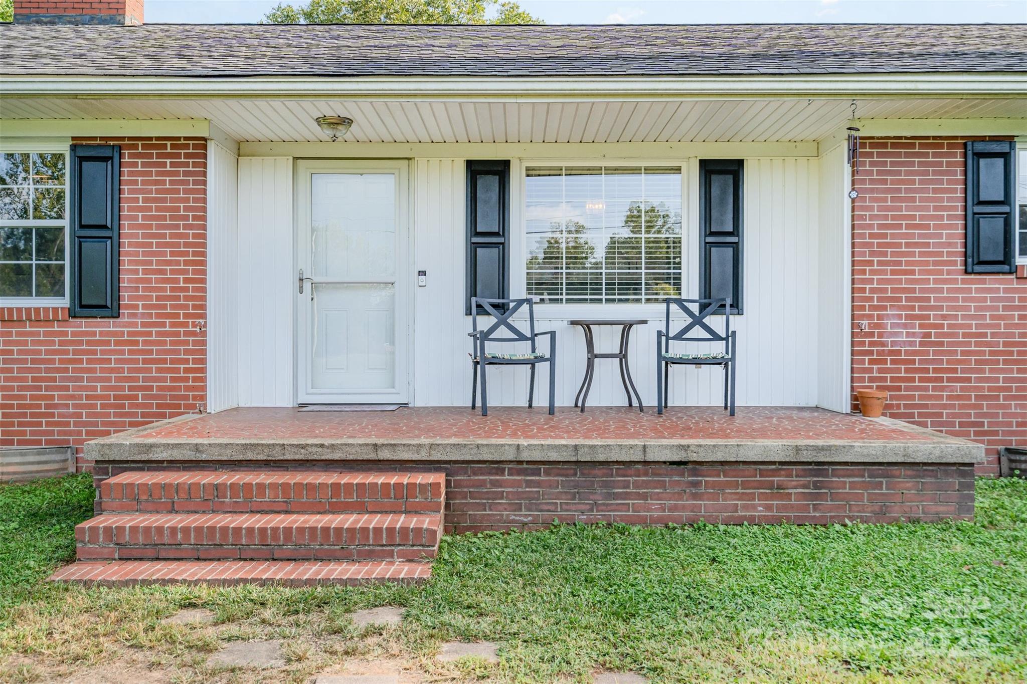 2135 Nc 152 Highway W