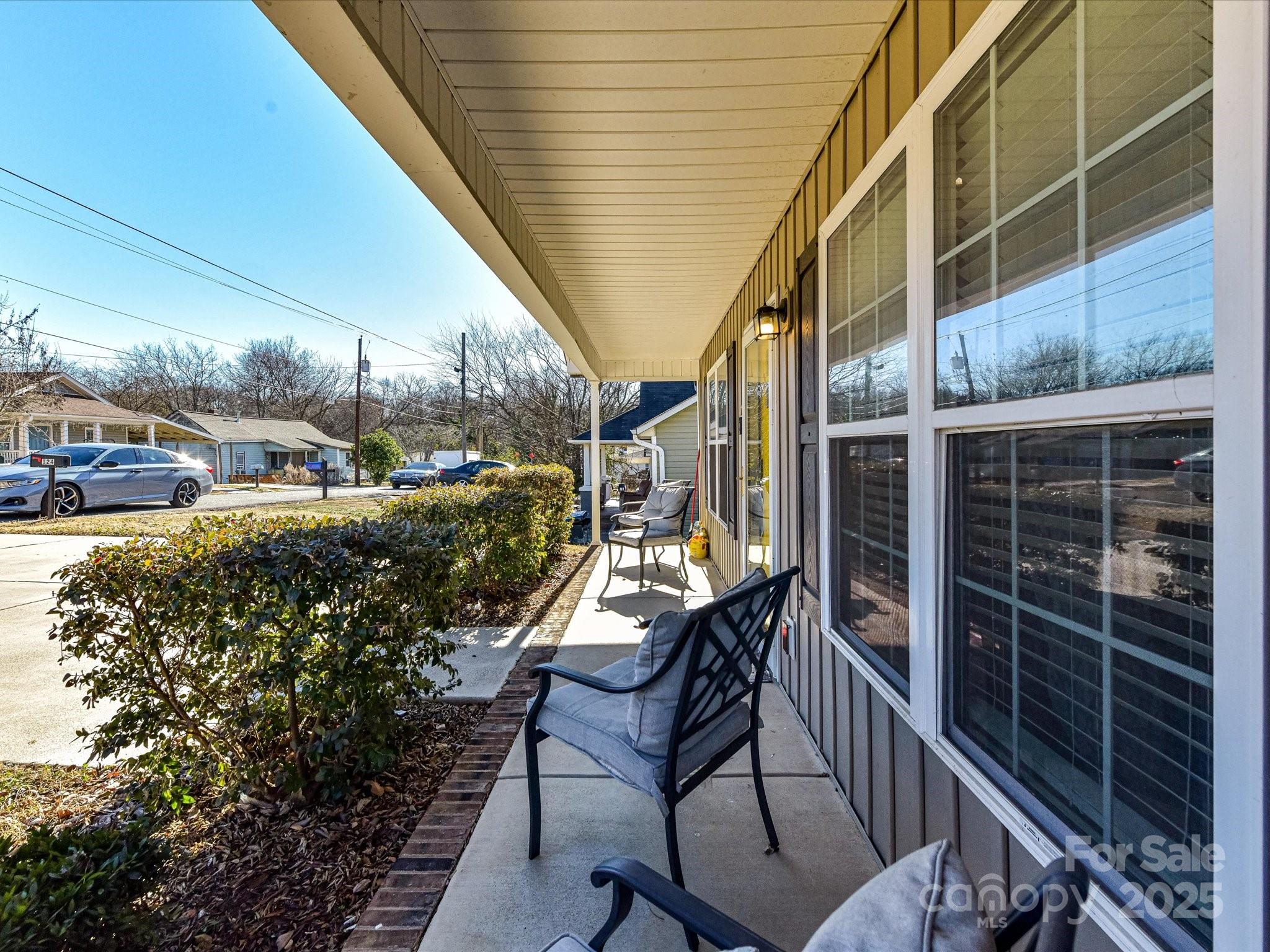 124 Cypress Street SW