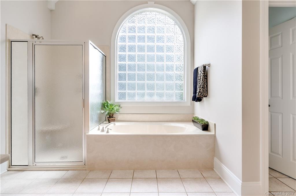 Meadow Lakes Ii - Residential Lease