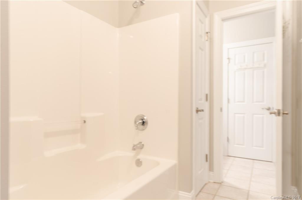 Meadow Lakes Ii - Residential Lease