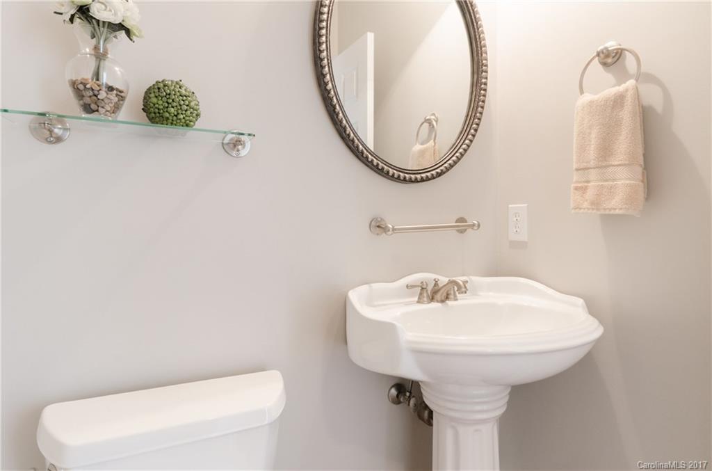 Meadow Lakes Ii - Residential Lease