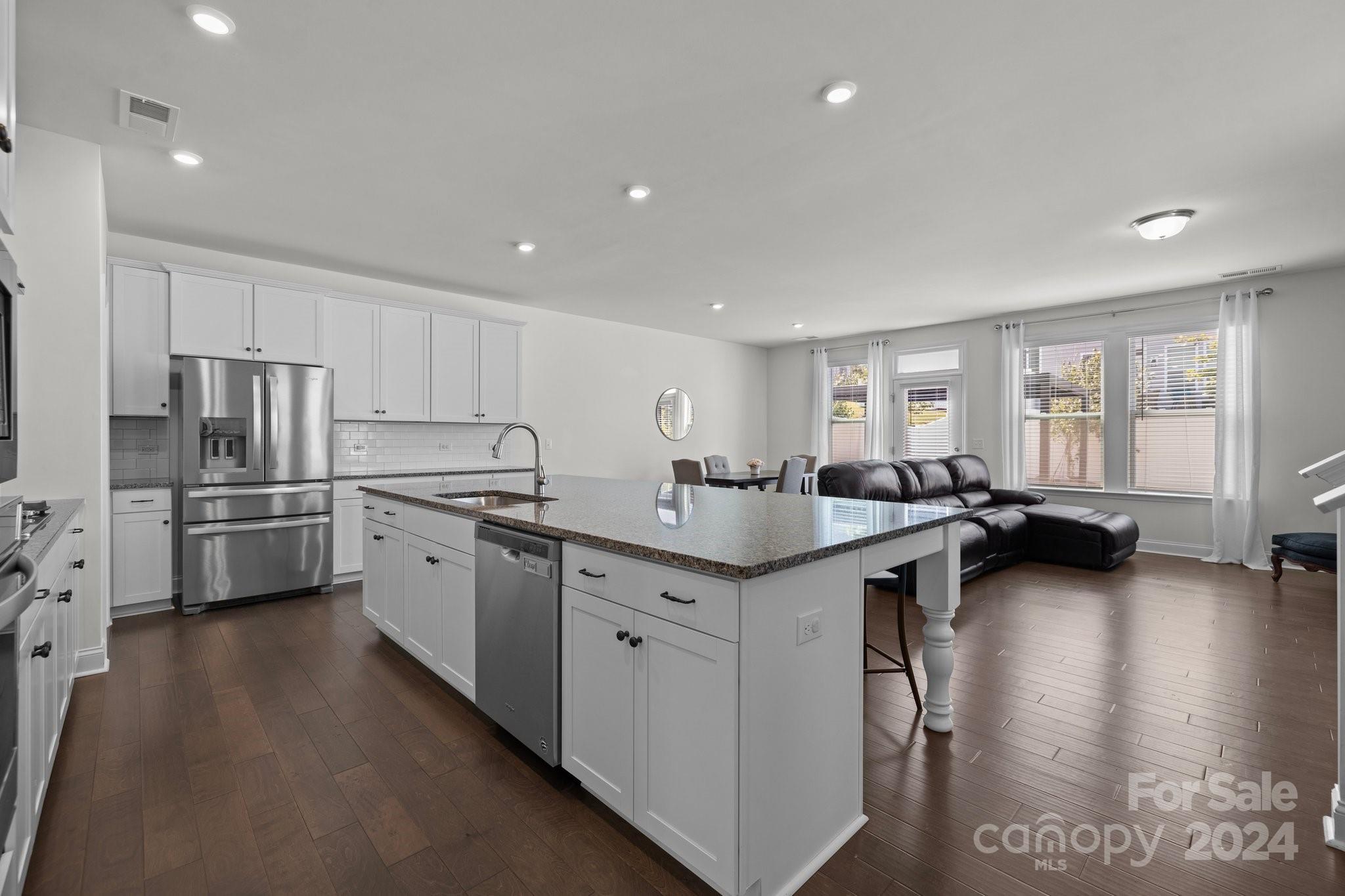 Paddlers Cove - Residential