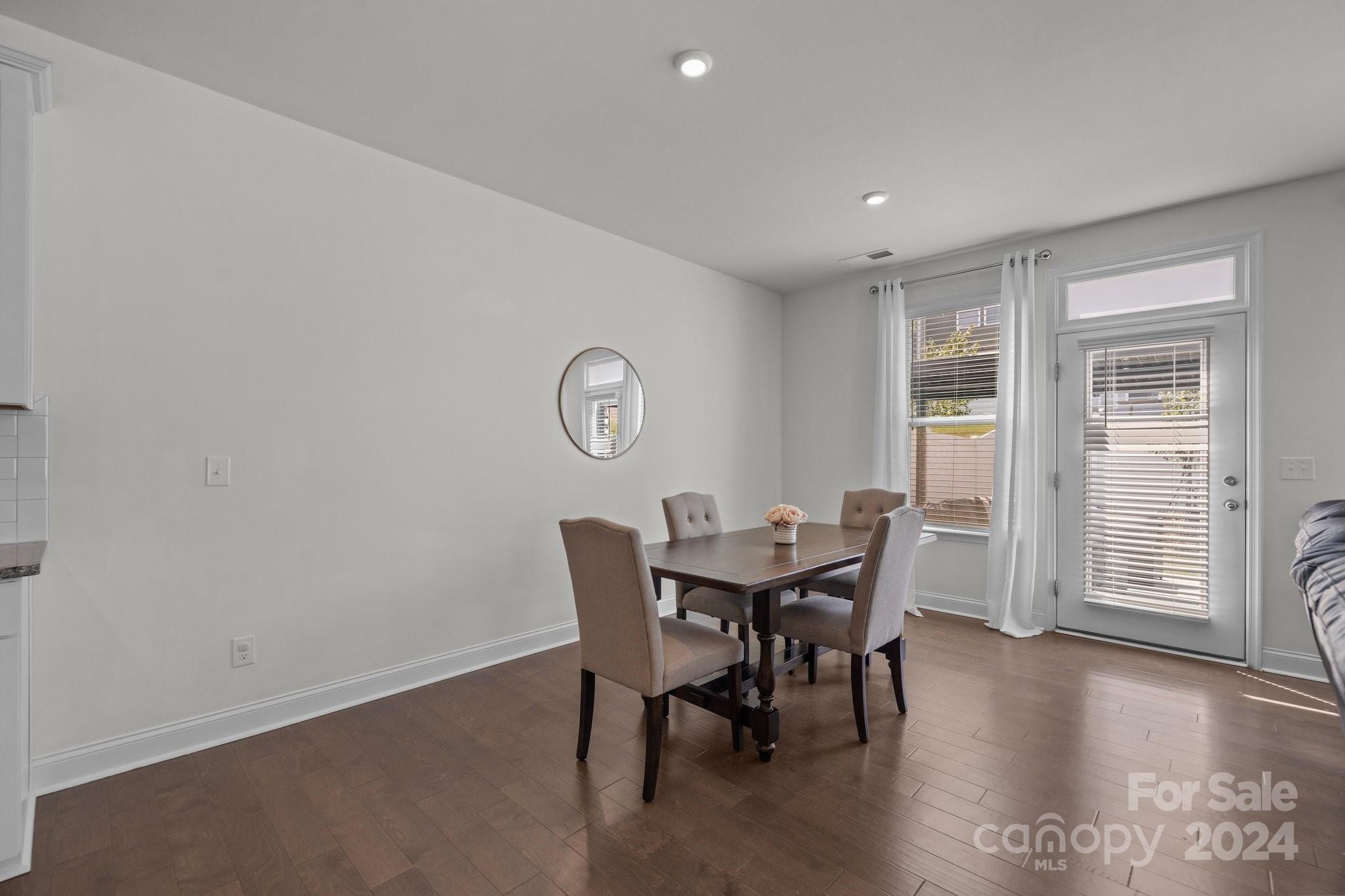 Paddlers Cove - Residential