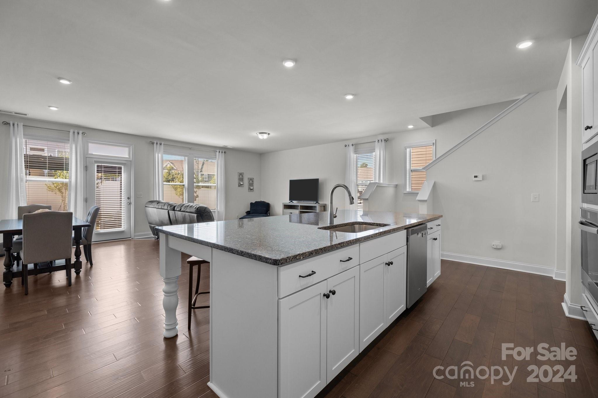 Paddlers Cove - Residential