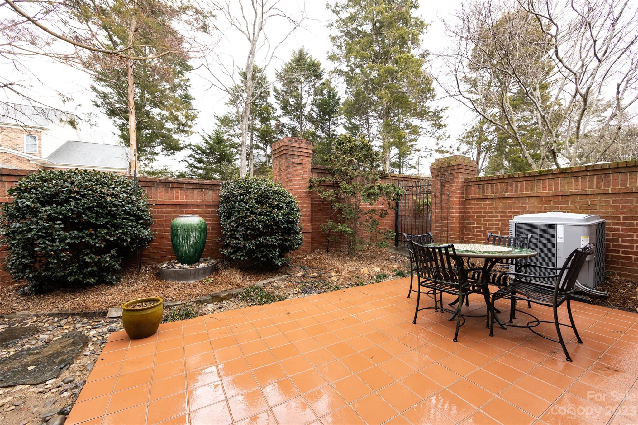 The Magnolias - Residential