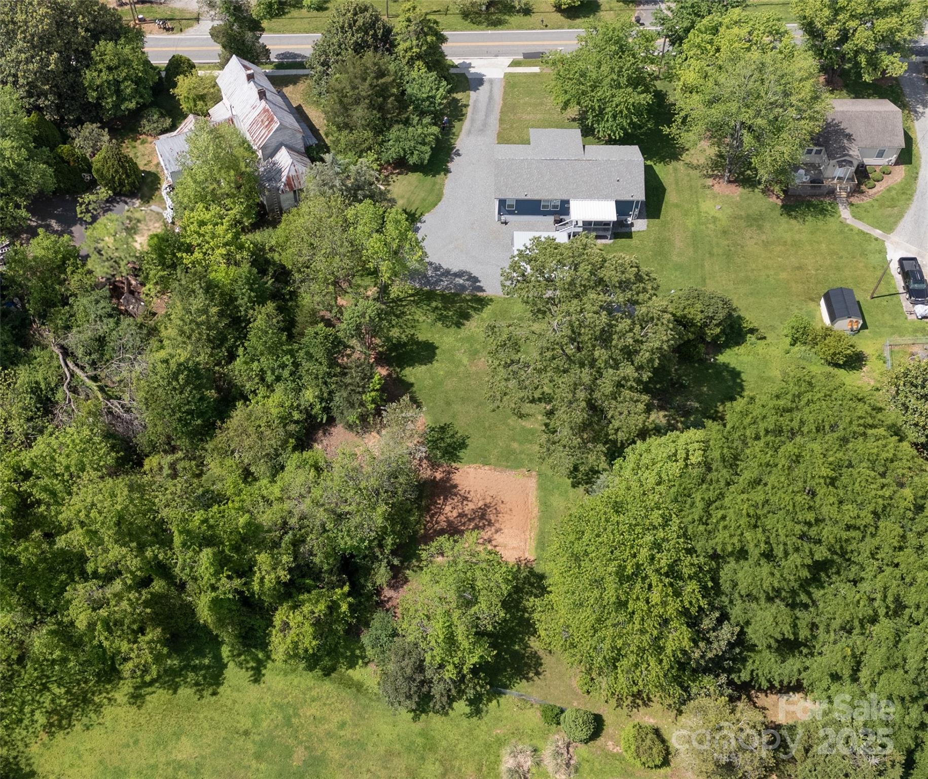 Morganton, North Carolina 28655, United States, 3 Bedrooms Bedrooms, ,2 BathroomsBathrooms,Residential,Active,17739