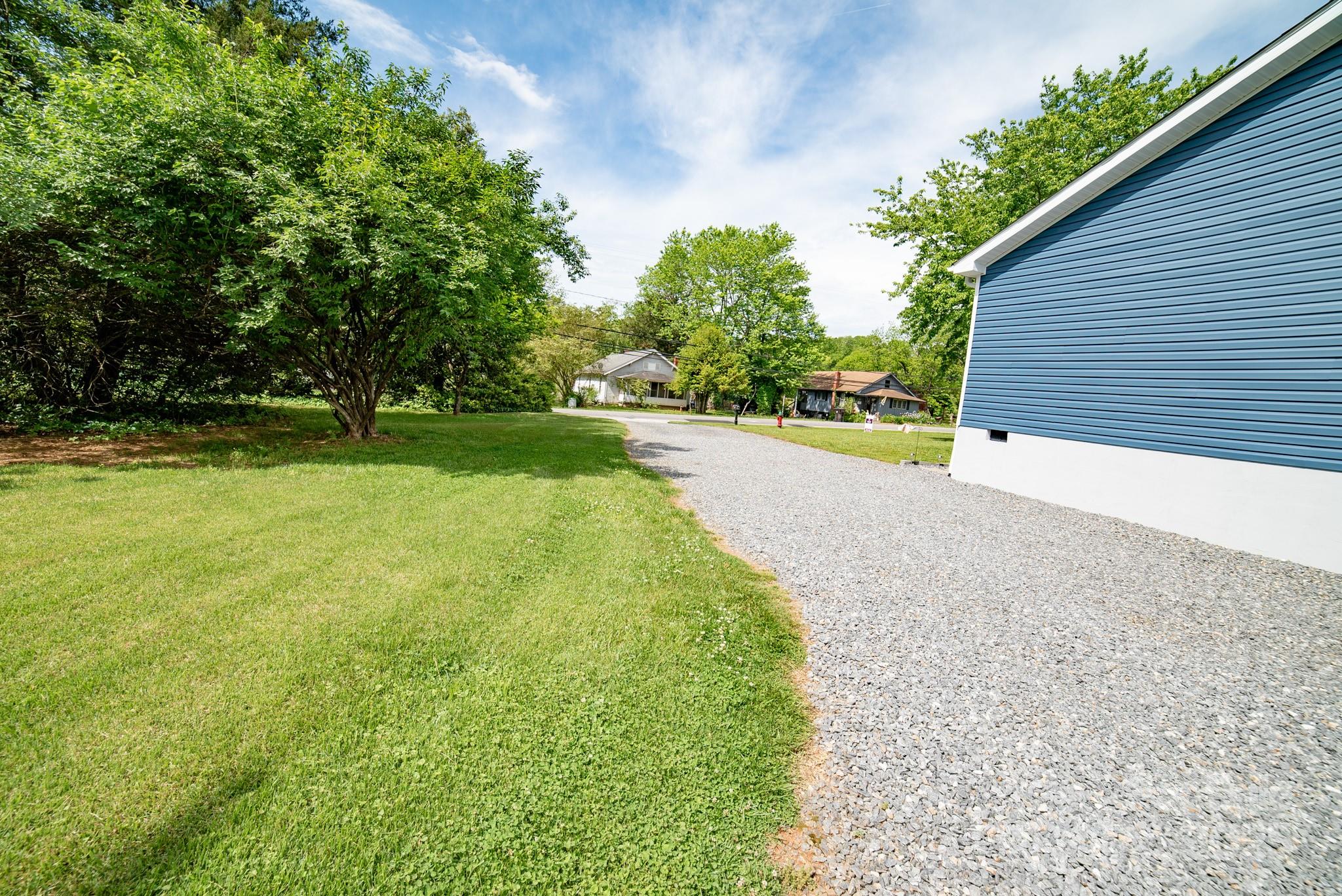 Morganton, North Carolina 28655, United States, 3 Bedrooms Bedrooms, ,2 BathroomsBathrooms,Residential,Active,17739